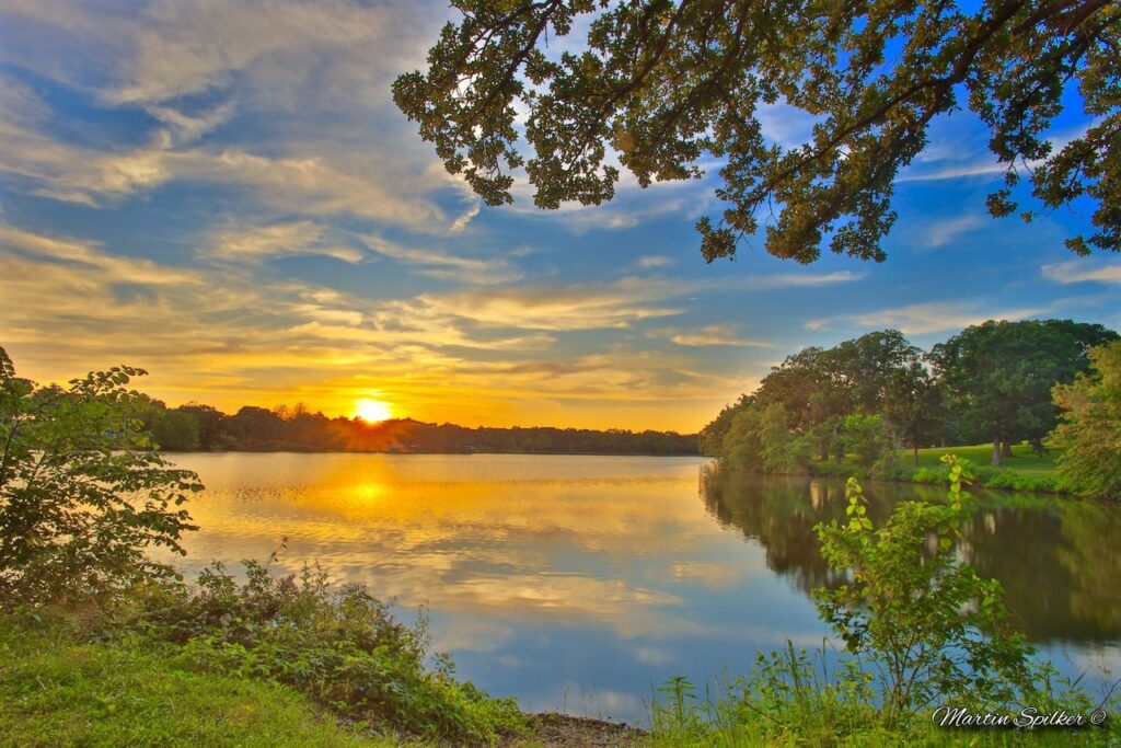 Shelbina Lake Golden Sunburst Sunset Martin Spilker Photography
